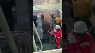 World's biggest anchor drop ⚓ #ship #northsea #bigships #anchor #drop #usa_tiktok #fyp #ocean