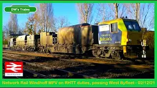 Network Rail Windhoff MPV on RHTT duties at West Byfleet on 02/12/21