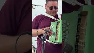 David Flores y Los Tremendos Alacranes @ Tipsy Cadillac Room (Corpus Christi, TX)  4-13-2025
