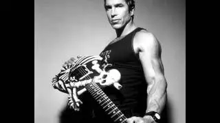 The Muscular, Very Sexy Looking George Lynch - Rock and Roll Geek Show 744