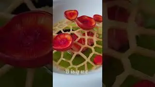 Lobster bisque presentation #shorts #shortvideo #foodplating #foodpresentation #sijochandran #chef