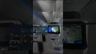 Using the Meta Quest 3 on the airplane✈️ #metaquest3 #techunboxing #vrheadset #meta #tech