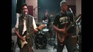 METAL EMERGENCIA, Acciones Ocultas/ Rehearsal session at Musart Studio