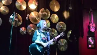 08 Paige Kopp - City Of Angels (The Distillers Cover) (Acoustic Punk Night @ Taps, Nov. 28, 2015)