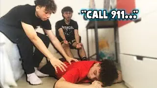 ПОДРУГИВАЮСЬ НАД БРАТЬЯМИ, ВО ВРЕМЯ ИХ СПОРА!! *Они разозлились!*