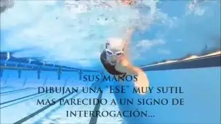 Coordinaci&oacute;n y t&eacute;cnica de brazada en crol.- Vista frontal subacu&aacute;tica.-