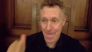 Geoff at Manchester Hall reviews Wedding Magician in Manchester Ian's Close Up Magic