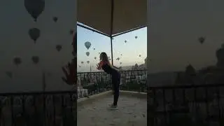 Cappadocia Turkey / Sunrise Yoga Flow with hot air balloons!