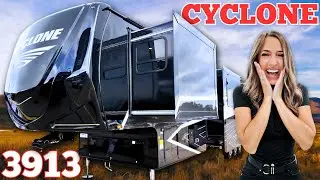 ПРЕДСТАВЛЯЕМ РОСКОШНЫЙ ЗВЕРЬ! Blacked Out CYCLONE 3913 &mdash; ОГРОМНЫЙ гараж + МЕГА-гостиная!