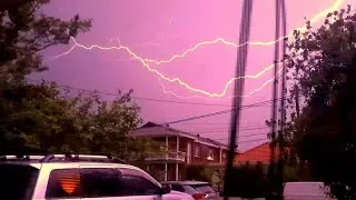 POSITIVE THUNDER JUMPSCARE! - Increadible Lightning (8/1/22) Sydney Australia
