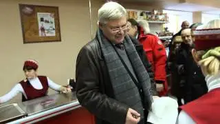 Губернатор Сергей Жвачкин покупает буженину.mp4
