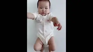 Organic Cotton Bodysuits for Baby's First Summer | Eotton Canada #organiccotton #ecofriendlyfashion