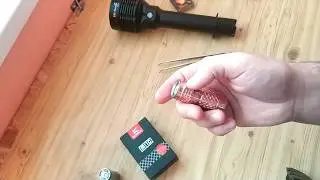 Review  Klarus Mi1C Cu - awesome mens toy!