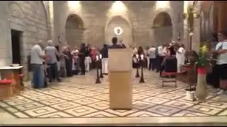 'Speak in tongues' during Novus Ordo Mass