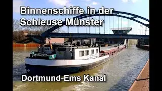 Binnenschiffe in der Schleuse Münster - Dortmund-Ems Kanal
