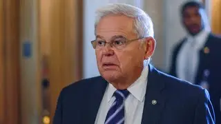 WATCH: Sen. Menendez holds a news conference after indictment