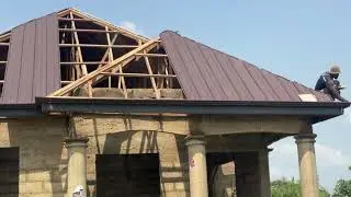 Ongoing installing of quality roofing sheet 0530446354