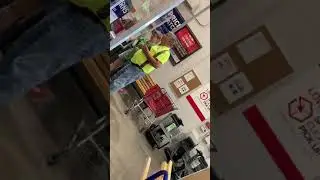 Man goes crazy at Lowe&rsquo;s