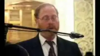 Cantor Yakkov motzen sings av harachmim part 2