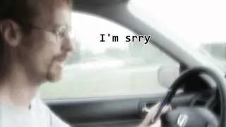 tExtinG whiLE drivinG
