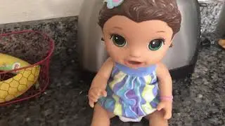 Baby Alive Ashley Fakes Breaking Her Arm