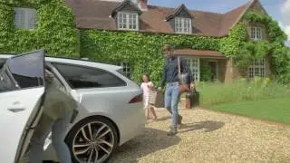 2018 Jaguar XF Sportbrake gesture tailgate