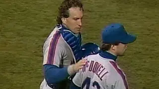 WS1986 Gm3: McDowell gets a groundout to end Game 3