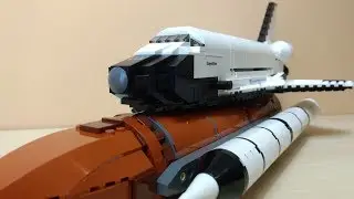 Lego 10231 Shuttle Exp&eacute;dition - Speed Build