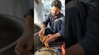 Most Expensive Bowl of Siri Paye by Ahmed Paye Farosh.#streetfood #siripaye #shorts #pakistanifood