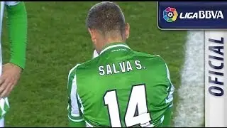 Jugadores del Real Betis llorando tras perder el partido