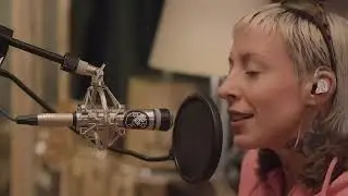Belén Natalí- Diciembre feat Astrid Canales
