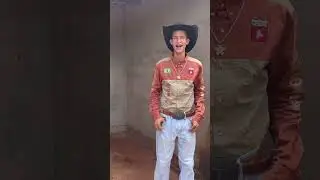 O que um pe&atilde;o carrega na traia de rodeio? 🐂🤠#rodeio #cowboy #competidor #montariaemtouros #shorts