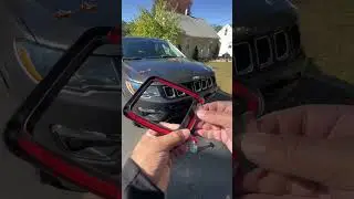 Комплект затемнения Jeep Compass Grill от Amazon ($28)