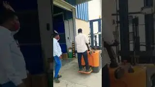 Battery Operated Counterbalance  Stacker - info@speciality-mhe.com