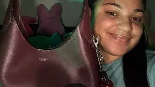 ✨What’s in my bag❔✨(Whisper)