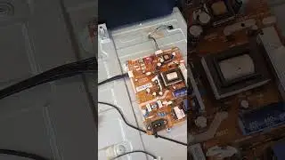 tv 46 smart n&atilde;o liga ou reiniciando, resolvido #shorts
