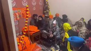 ਮੇਰੇ ਮੁਹੱਲੇ ਵਿੱਚ ਪ੍ਰਭਾਤ ਫੇਰੀ ਵਿਚ ਮੇਰੇ ਪੁੱਤਰ ਅਯਾਣ ਨੇ ਹਰਮੋਨੀਅਮ ਤੇ ਇਕ ਸ਼ਬਦ ਗਇਆ#tending #happynewyear