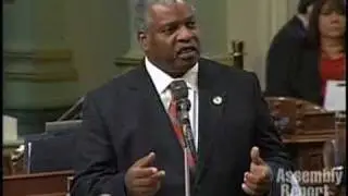 Sandre Swanson Calls for Ballot Initiative on Iraq War  2