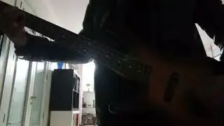 negrita cover di basso elettrico 