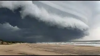 Clouds due to #michaung #cyclone #beach #nellore #vizag #vijayawada #ongole #tirupati #shorts #video