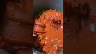 I love a big back bowl of chili, with honey butter corn bread, rice, & crackers !!!#subscribe #like
