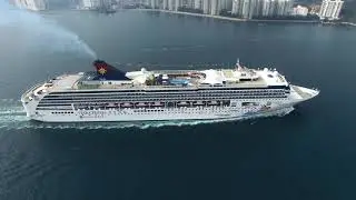 Hong Kong Cruise Experience | Skyline, Sea & City Lights.