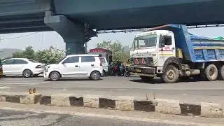3lane at Powai turning cause unnecessary driving lane cutting challan.