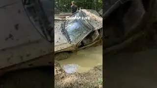 Oops&hellip; #jeep #offroad #offroading #grandcherokee #grandtheftauto #explore #swamplife #mud #mudpit