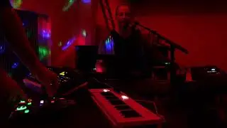 Mandala Fields & Fin Moyee Live @ Sunday Latenight Session Nr. 1