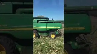 Colheitadeira JD 9570 STS