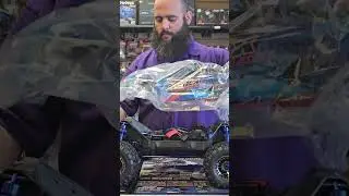 💥🚗 Unboxing the Powerhouse: Traxxas Maxx Ultimate! ⚡🔥
