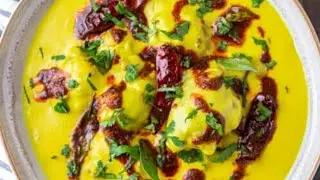 Kadhi simple North Indian Kadhi recipe (the🥘🥘 yogurt and gram flour curry), with pakoras included: