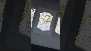 CRAZIEST BASE ICON PICK!!!! (FIFA 23) #shorts #shortsvideo #shortvideo #clips #fifa23 #icon #pp
