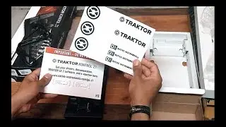 Unboxing Traktor Kontrol Z1 (2018 UNCUT)